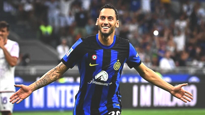 Fenerbahçe'ye Hakan Çalhanoğlu Transferinde Şok! Dev Talip Çıktı - Resim: 3